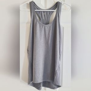 Yogalicious Gray Tank Top. Size L